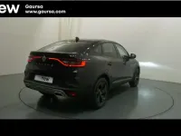 Usado Renault Arkana RS Line 140 CV (102 kW) 2021 Negro SUV