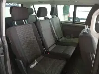 Usado VW Caravelle 150 CV (110 kW) 2021 Gris / plata Van