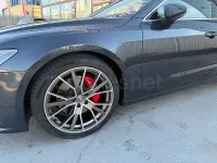 Usado Audi A7 Sportback S-Line 286 CV (210 kW) 2018 Gris / plata Utilitario