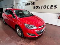 Usado Opel Astra Selective 110 CV (80 kW) 2014 Rojo Berlina