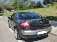 Usado Renault Mégane Dynamique 130 CV (95 kW) 2007 Negro Berlina