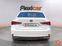 Usado Lexus IS300h Executive Line 223 CV (164 kW) 2019 Blanco Berlina