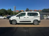 Usado Citroën Berlingo Feel 102 CV (75 kW) 2021 Blanco Monovolumen