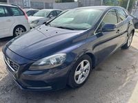 Usado Volvo V40 Kinetic 115 CV (84 kW) 2014 Negro Berlina