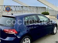 Usado VW Golf VII Advance 125 CV (91 kW) 2018 Azul Berlina