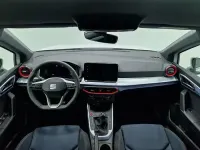 Usado Seat Arona FR 115 CV (84 kW) 2025 Blanco SUV