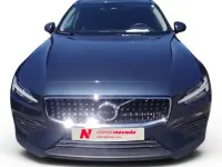 Usado Volvo V60 CC Core 197 CV (144 kW) 2023 Azul Familiar