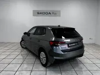 Usado Skoda Fabia Selection 95 CV (69 kW) 2025 Gris Utilitario