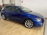 Usado Seat Leon FR 130 CV (95 kW) 2020 Azul Berlina