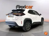 Usado Toyota Yaris Cross Active 116 CV (85 kW) 2023 Blanco SUV