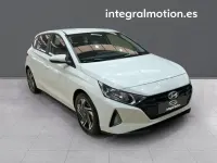 Usado Hyundai i20 84 CV (61 kW) 2022 Blanco Utilitario
