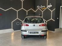 Usado Seat Ibiza Fresh 64 CV (47 kW) 2003 Gris / plata Berlina