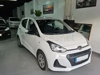 Używany Hyundai i10 66 KM (48 kW) 2018 Biały Hatchback