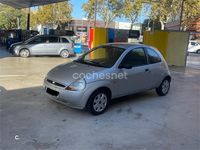 Usado Ford Ka Collection 70 CV (51 kW) 2006 Gris / plata Utilitario