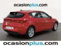 Usado Seat Leon Reference 110 CV (80 kW) 2022 Rojo Utilitario