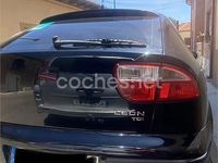 Usado Seat Leon Stella 110 CV (80 kW) 2003 Negro Utilitario
