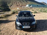 Usado Seat Altea XL Reference 105 CV (77 kW) 2011 Negro Monovolumen