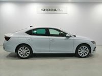 Usado Skoda Octavia Style 204 CV (150 kW) 2024 Blanco