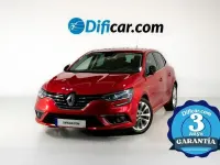 Usado Renault Mégane Zen 131 CV (96 kW) 2017 Rojo Berlina