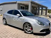 Usado Alfa Romeo Giulietta Distinctive 140 CV (102 kW) 2011 Gris / plata Utilitario