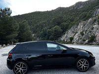 Usado Seat Leon FR 150 CV (110 kW) 2018 Negro Utilitario