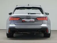 Usado Audi RS6 600 CV (441 kW) 2022 Plateado Familiar