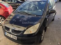 Usado Mitsubishi Colt Inform 75 CV (55 kW) 2006 Negro Monovolumen