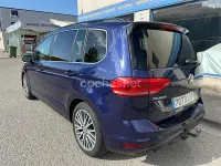 Usado VW Touran Advance 150 CV (110 kW) 2016 Azul Monovolumen