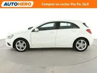 Usado Mercedes A180 Urban 110 HP (80 kW) 2014 Branco Sedan