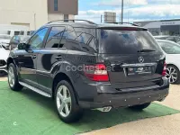 Usado Mercedes ML280 190 CV (139 kW) 2008 Negro SUV