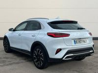 Usado Kia XCeed 100 CV (73 kW) 2024 Blanco SUV