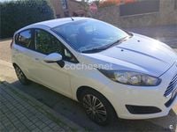 Usado Ford Fiesta Trend 75 CV (55 kW) 2014 Blanco Utilitario