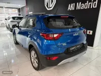 Usado Kia Stonic Plus 100 CV (73 kW) 2022 Azul SUV