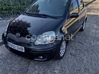 Usado Toyota Yaris Luna 75 CV (55 kW) 2005 Negro Berlina