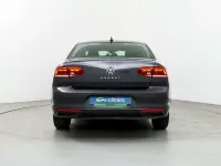 Usado VW Passat 150 CV (110 kW) 2021 Negro Berlina