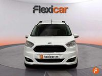 Usado Ford Tourneo Courier Ambiente 102 CV (75 kW) 2015 Blanco Monovolumen