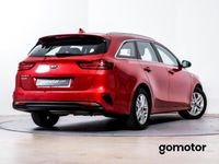 Usado Kia Ceed 120 CV (88 kW) 2021 Rojo Utilitario
