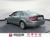 Usado Mercedes C200 136 CV (100 kW) 2010 Gris Berlina
