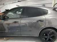 Usado Maserati Levante 430 CV (316 kW) 2018 Gris / plata SUV
