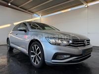 Usado VW Passat Executive 122 CV (89 kW) 2021 Gris / plata Berlina