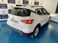 Usado Seat Arona Style 115 CV (84 kW) 2024 Blanco SUV