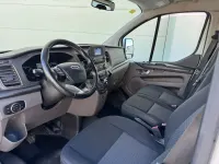 Usado Ford Transit Custom Trend 170 CV (125 kW) 2018 Blanco Familiar
