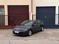 Usado VW Golf VIII 115 CV (84 kW) 2022 Gris / plata Berlina