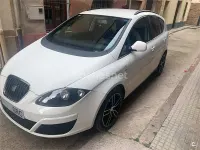 Usado Seat Altea XL Style 105 CV (77 kW) 2009 Blanco Monovolumen