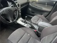 Usado Mazda 6 Active 136 CV (100 kW) 2005 Rojo Berlina