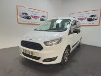 Usado Ford Tourneo Courier Trend 100 CV (73 kW) 2019 Blanco Monovolumen