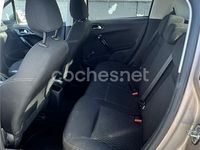 Usado Peugeot 208 Access 82 CV (60 kW) 2014 Beige Utilitario