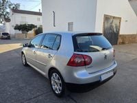 Usado VW Golf IV Sportline 105 CV (77 kW) 2005 Gris / plata Berlina