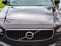 Begagnad Volvo V90 CC 190 HK (139 kW) 2019 Röd Kombi