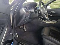 Usado BMW 320e Comfort Edition 190 CV (139 kW) 2022 Gris / plata Berlina